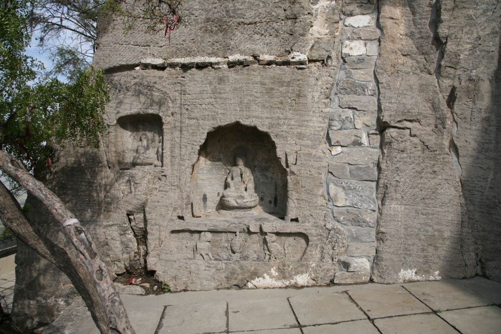 Miniature of Northern Xiangtangshan, South Cave, outside