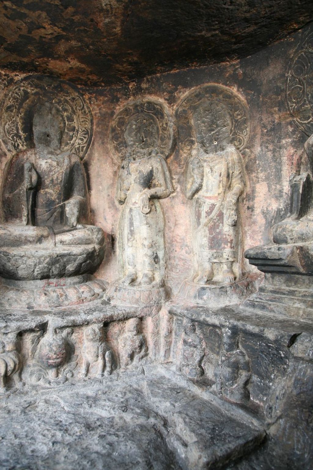 Miniature of Northern Xiangtangshan, South Cave, upper cave