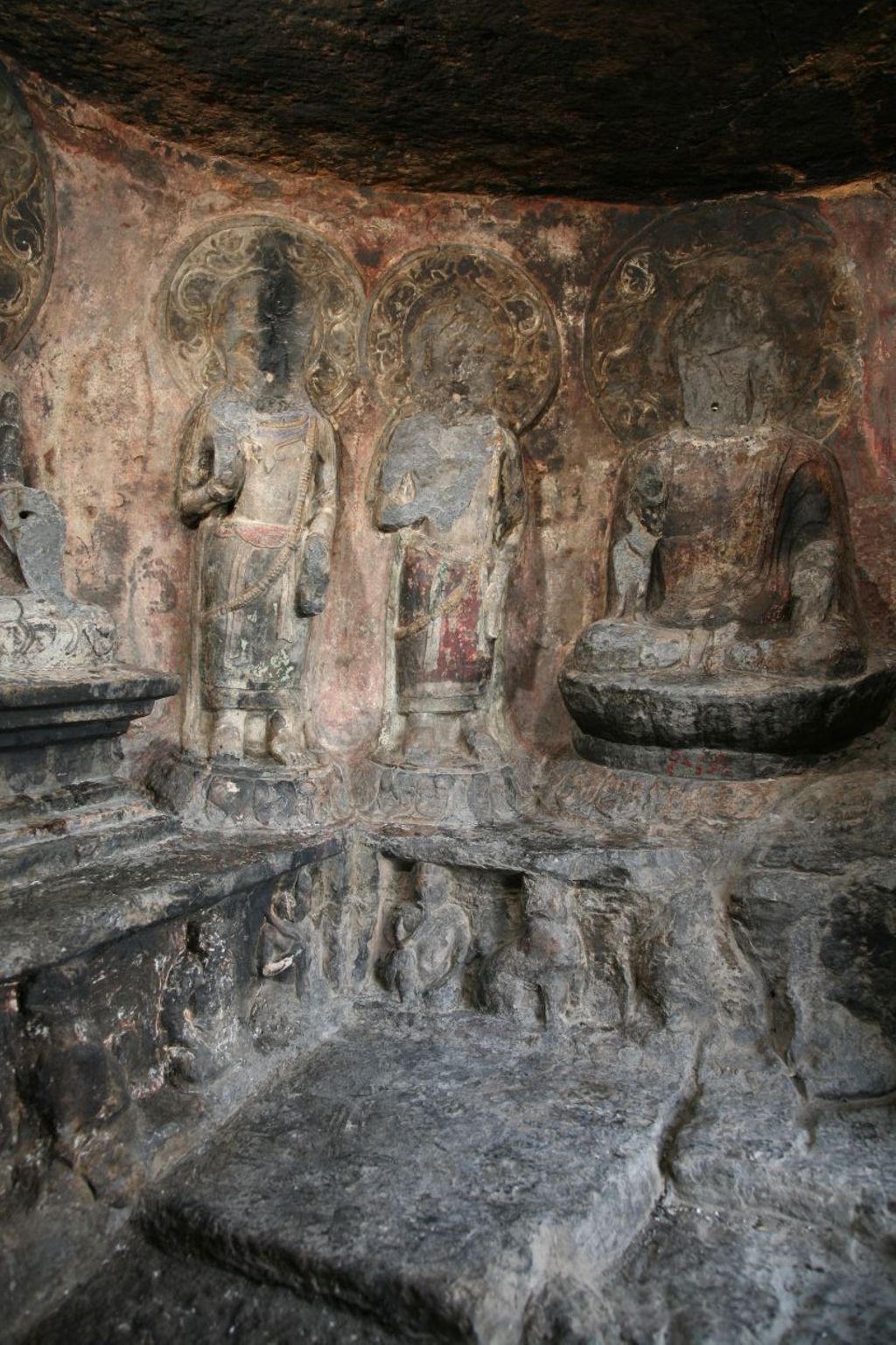 Miniature of Northern Xiangtangshan, South Cave, upper cave