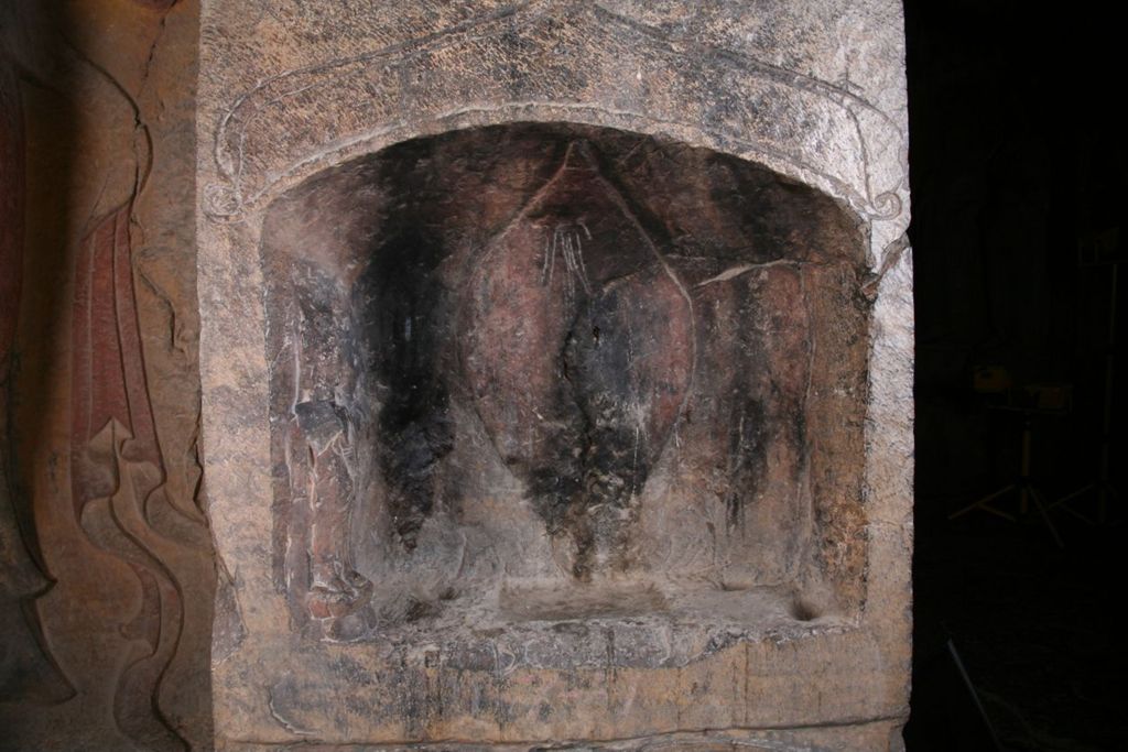 Miniature of Northern Xiangtangshan, South Cave, north vestibule