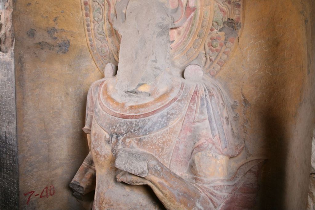 Miniature of Northern Xiangtangshan, South Cave, north vestibule