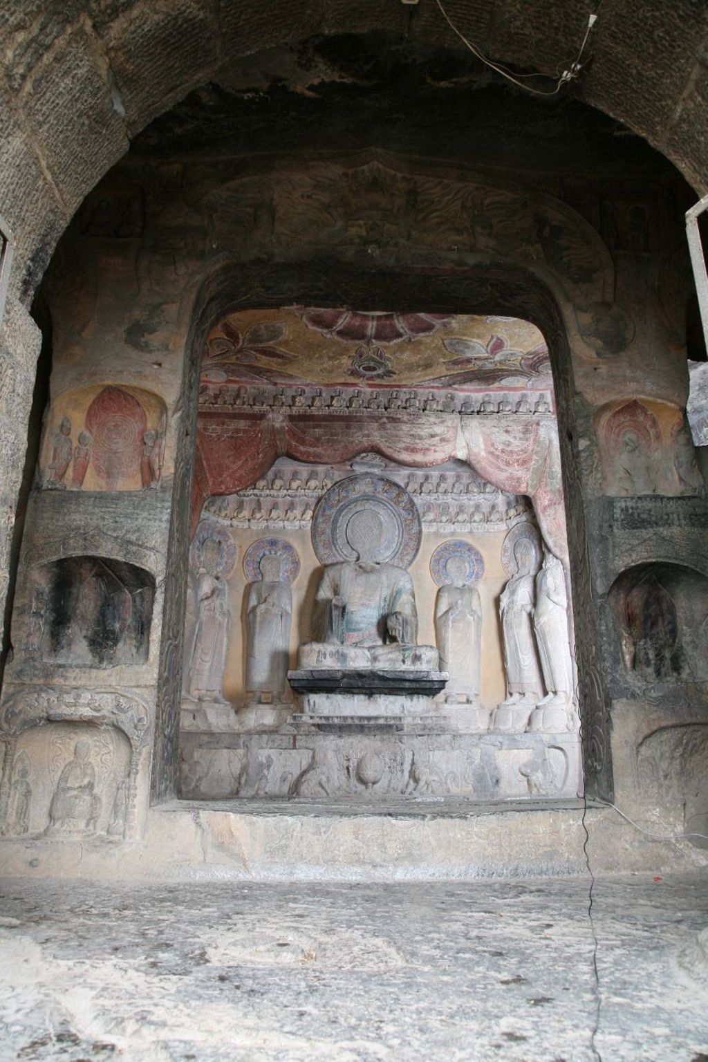 Miniature of Northern Xiangtangshan, South Cave, south vestibule