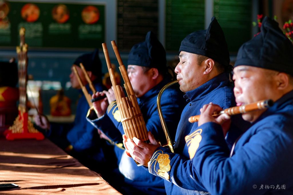 Miniature of Capital music from the Zhihua Temple (Zhihuasi Jing yinyue), musicians