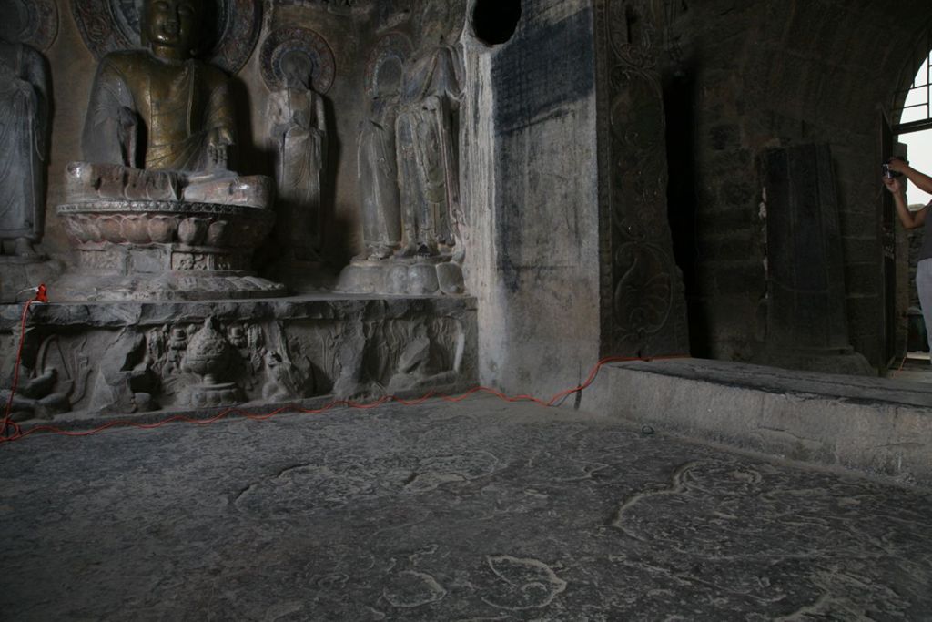 Miniature of Northern Xiangtangshan, South Cave, west wall