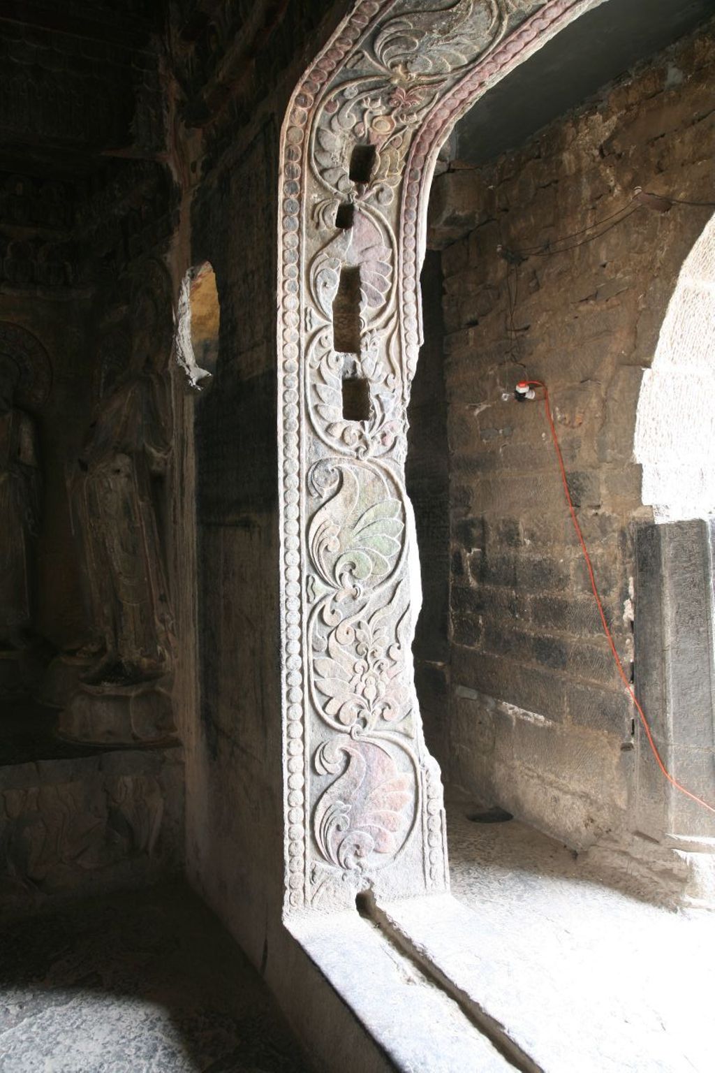 Miniature of Northern Xiangtangshan, South Cave, west wall