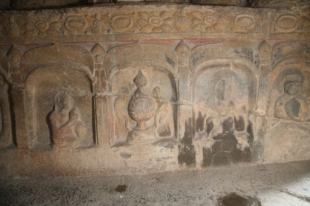 Miniature of Shuiyusi (Little Xiangtangshan), interior