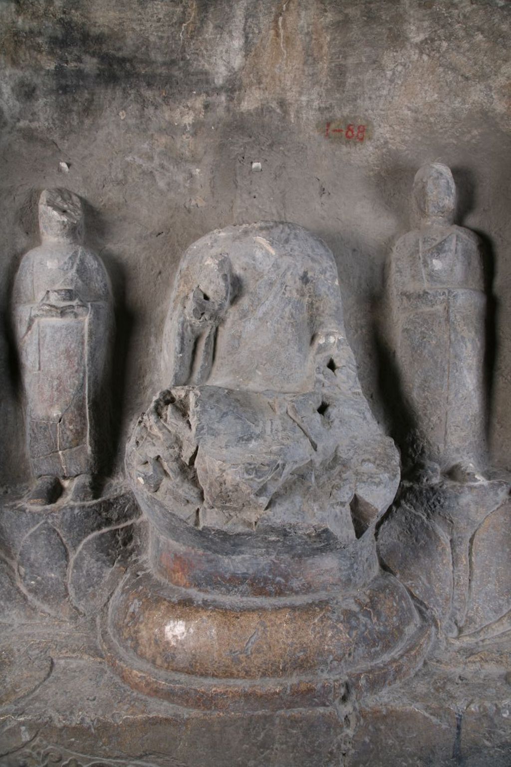 Miniature of Southern Xiangtangshan, Cave 1, altar right