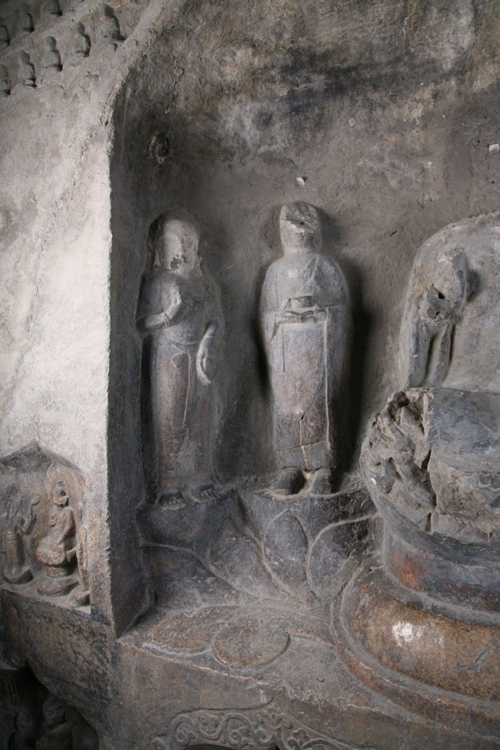 Miniature of Southern Xiangtangshan, Cave 1, altar right