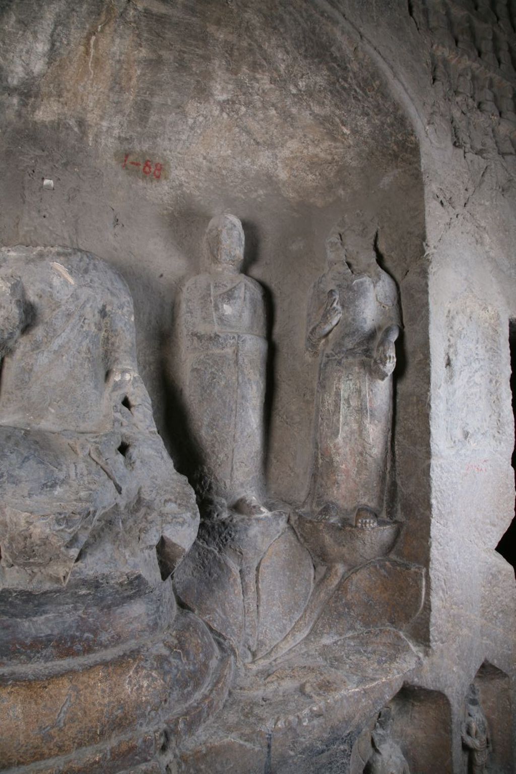 Miniature of Southern Xiangtangshan, Cave 1, altar right