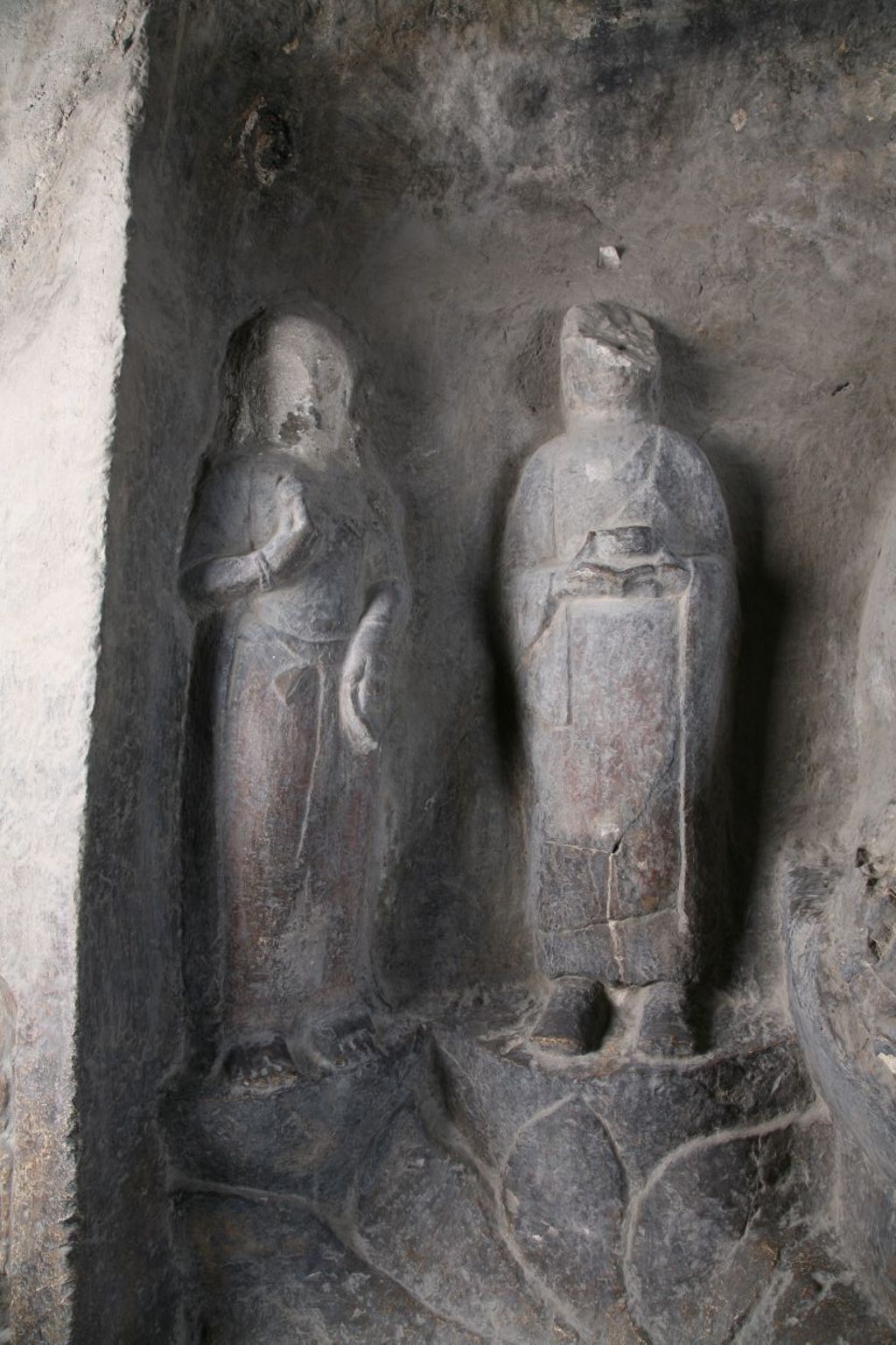 Miniature of Southern Xiangtangshan, Cave 1, altar right