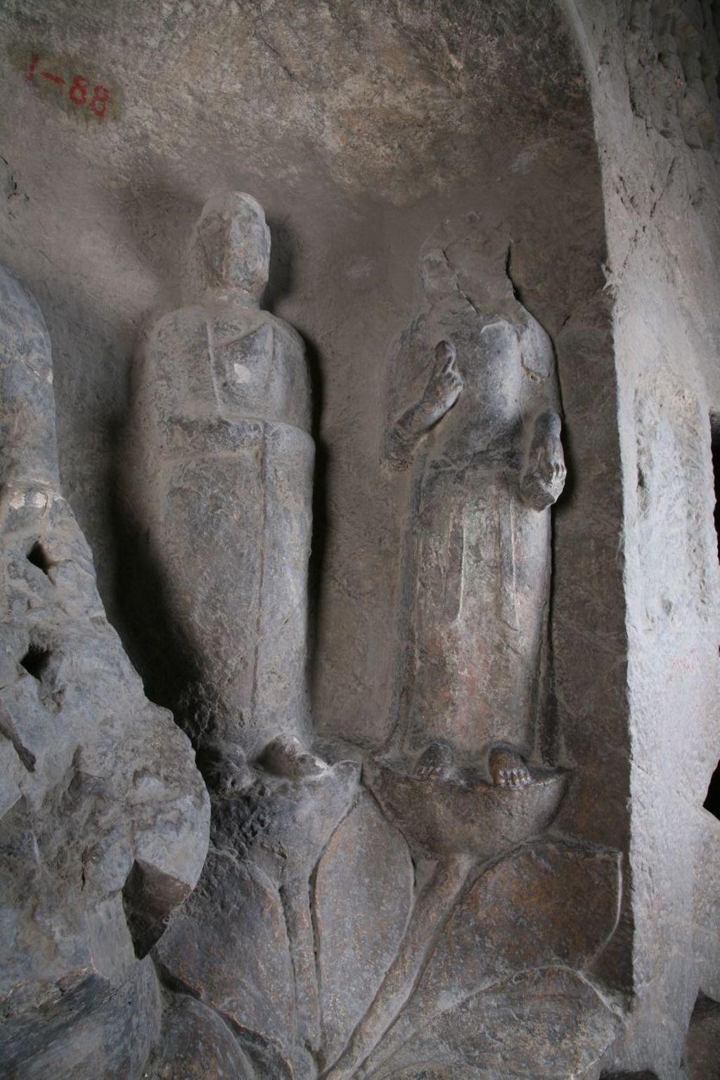 Miniature of Southern Xiangtangshan, Cave 1, altar right