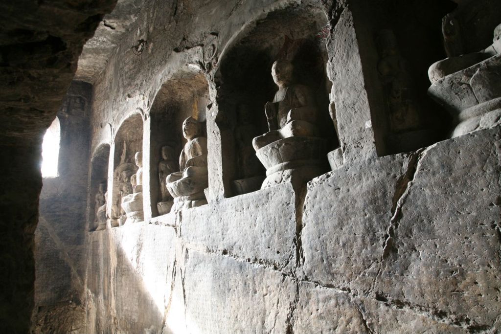 Miniature of Southern Xiangtangshan, Cave 1, interior, left side