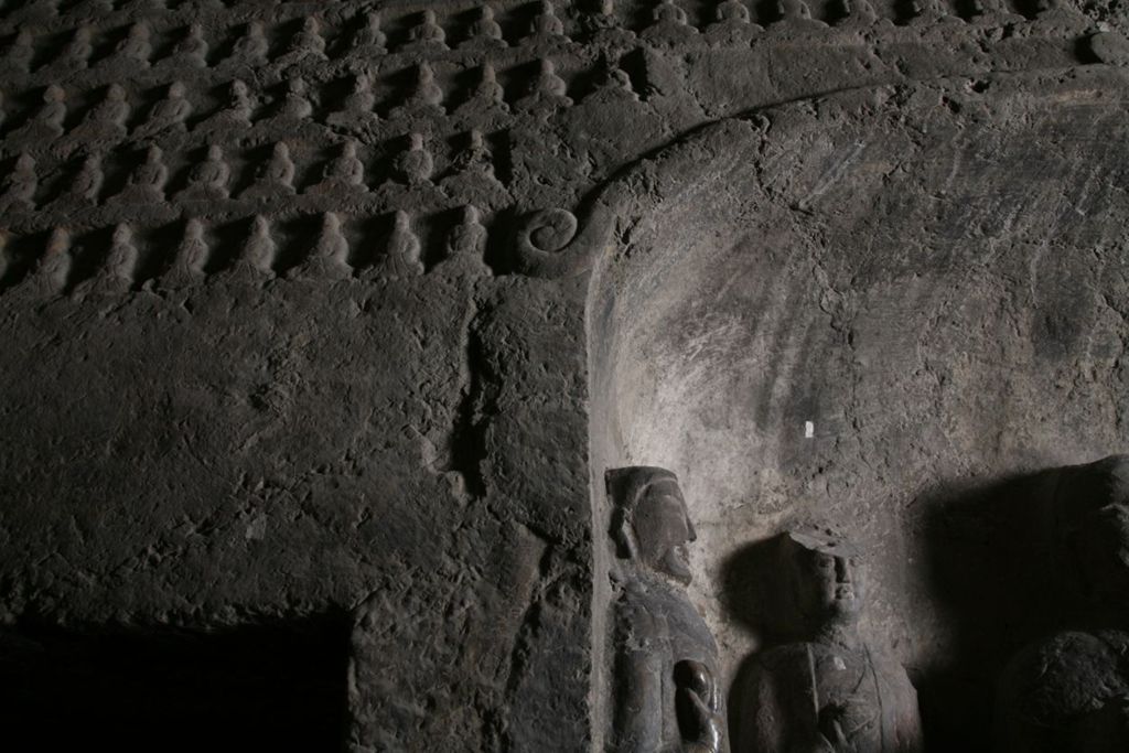 Miniature of Southern Xiangtangshan, Cave 1, interior, left side, little Buddhas