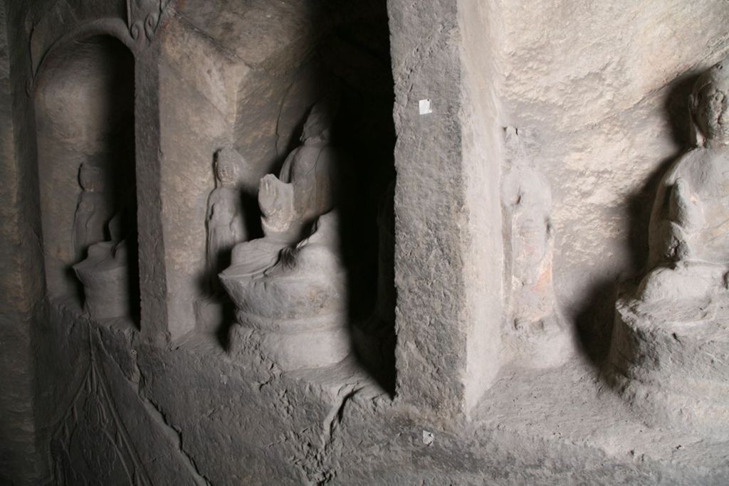 Miniature of Southern Xiangtangshan, Cave 1, interior, right side