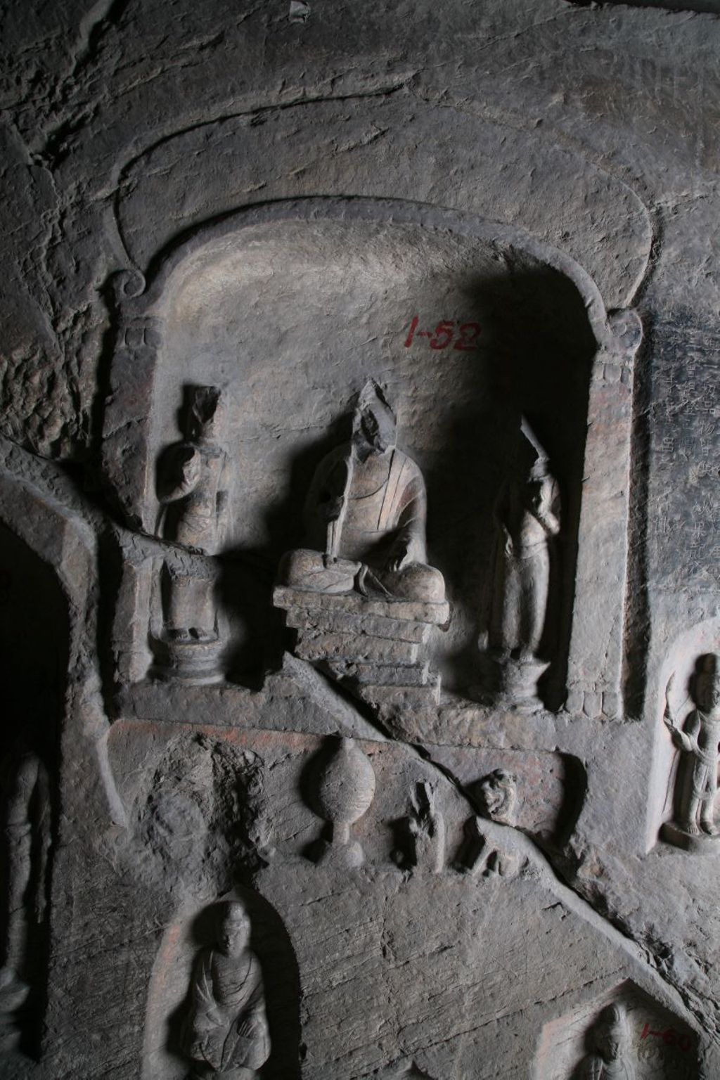 Miniature of Southern Xiangtangshan, Cave 1, interior, right side