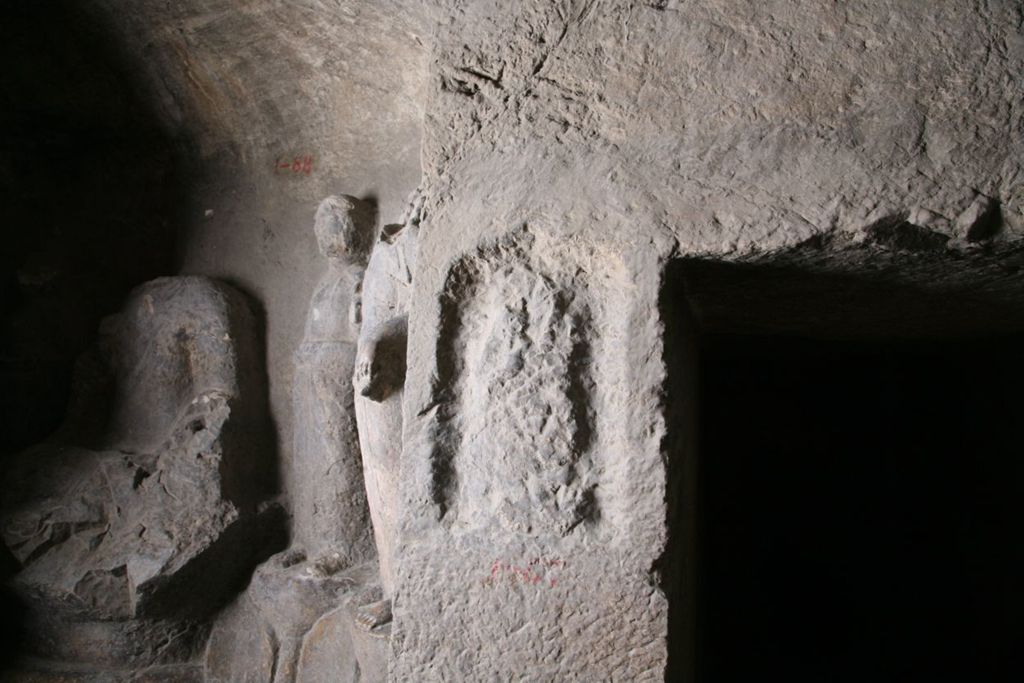 Miniature of Southern Xiangtangshan, Cave 1, interior, right side, little Buddhas