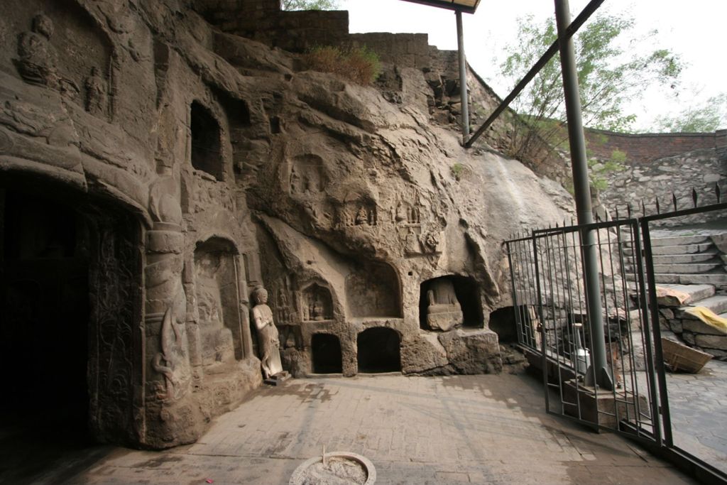 Miniature of Southern Xiangtangshan, Cave 1, exterior