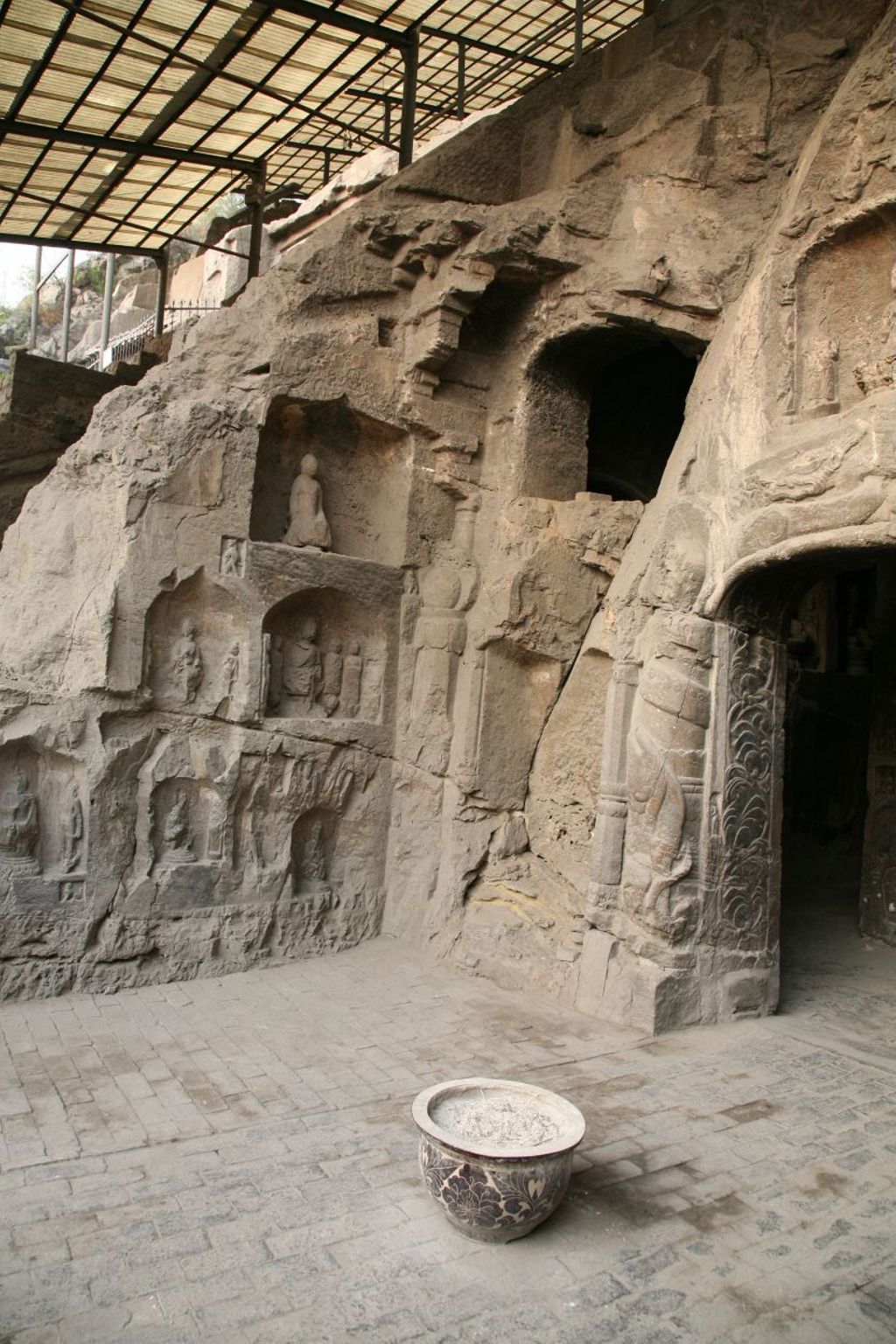 Miniature of Southern Xiangtangshan, Cave 1, exterior