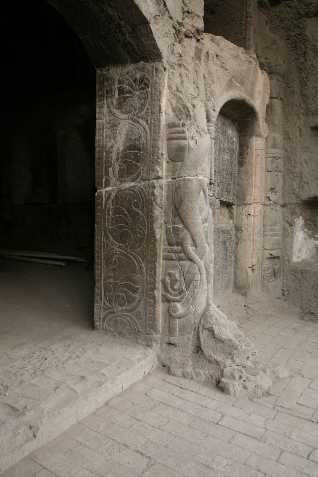 Miniature of Southern Xiangtangshan, Cave 2, exterior