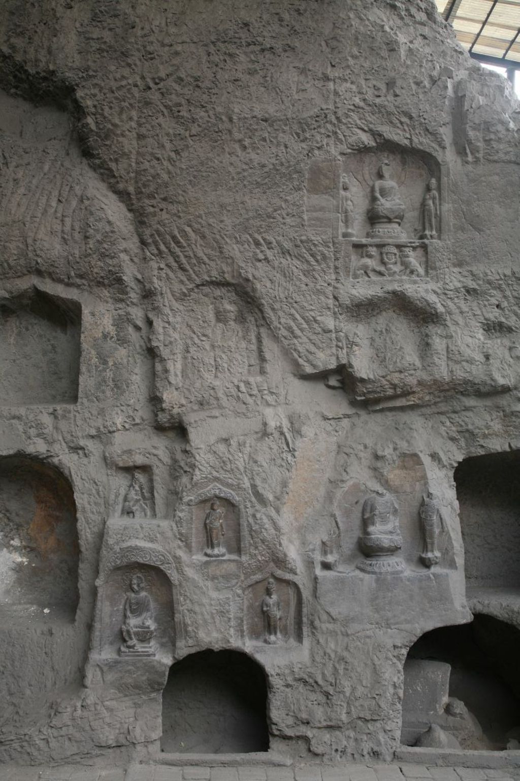 Miniature of Southern Xiangtangshan, Cave 2, exterior