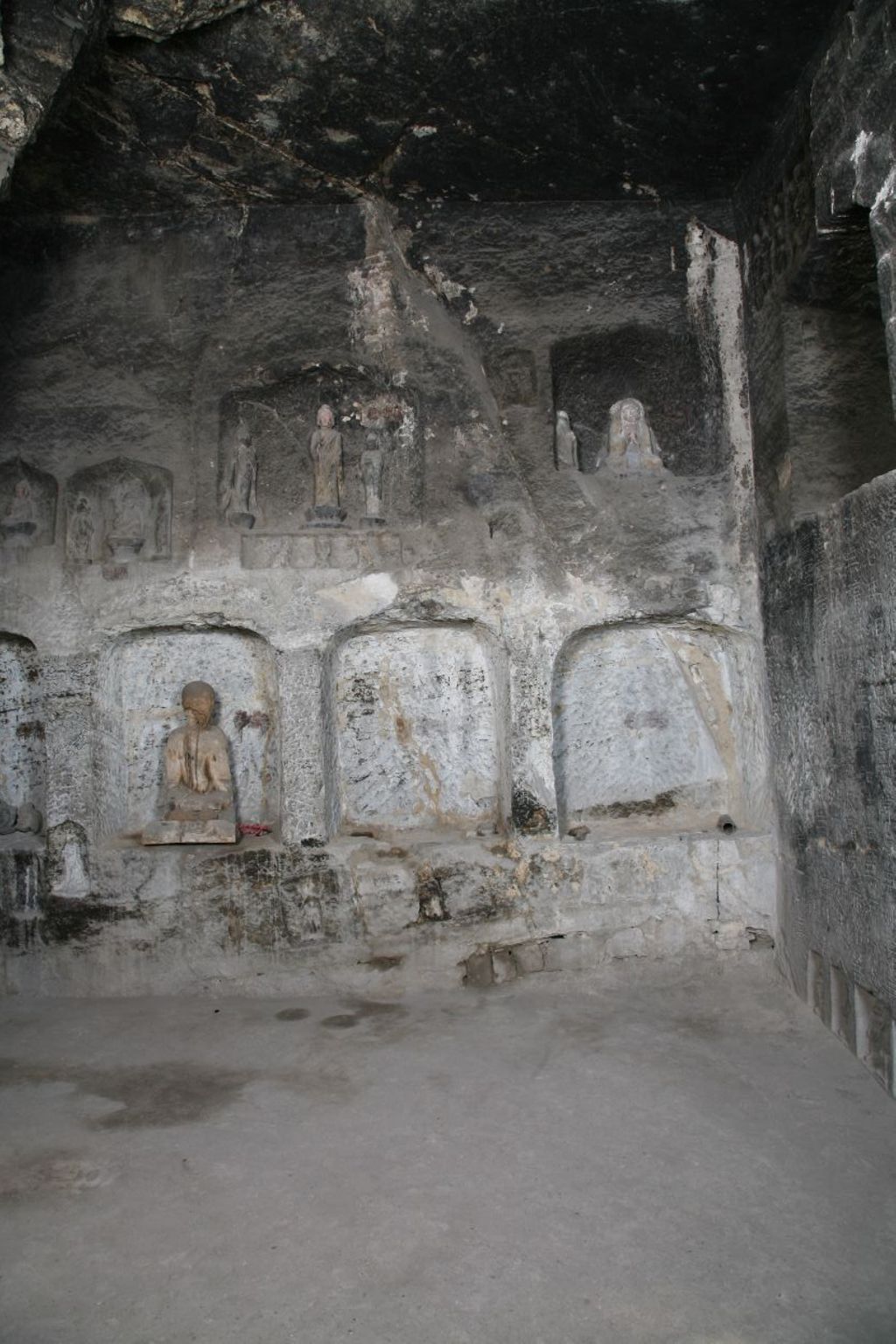 Miniature of Southern Xiangtangshan, Cave 2, interior