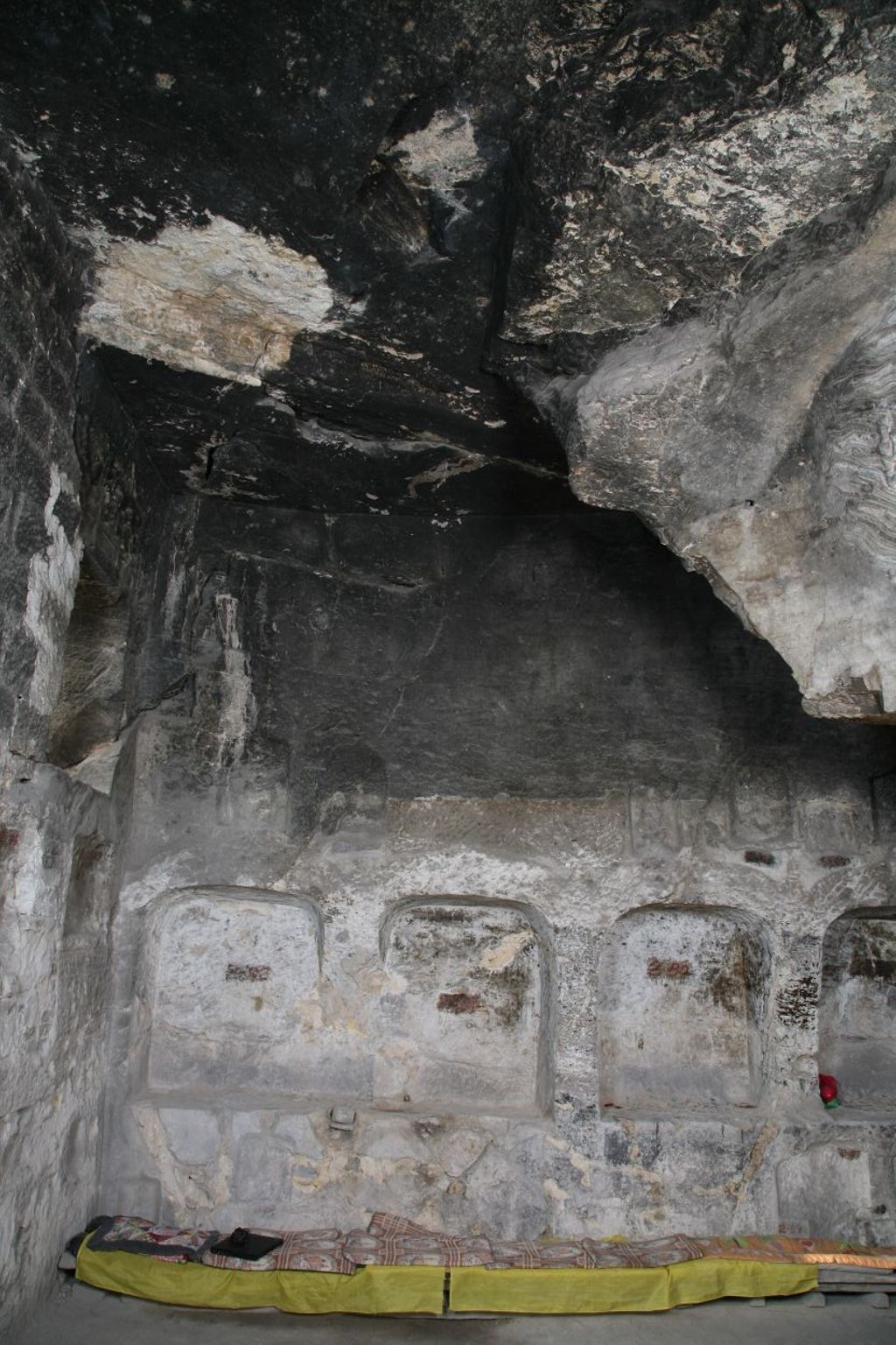 Miniature of Southern Xiangtangshan, Cave 2, interior