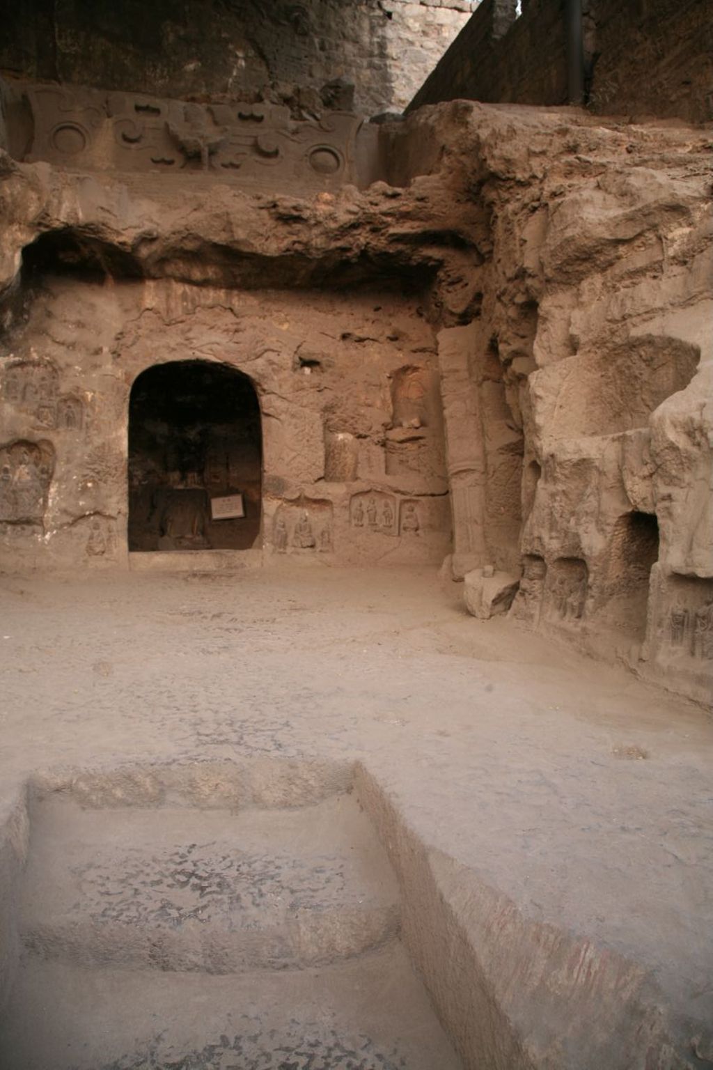 Miniature of Southern Xiangtangshan, Cave 3, exterior