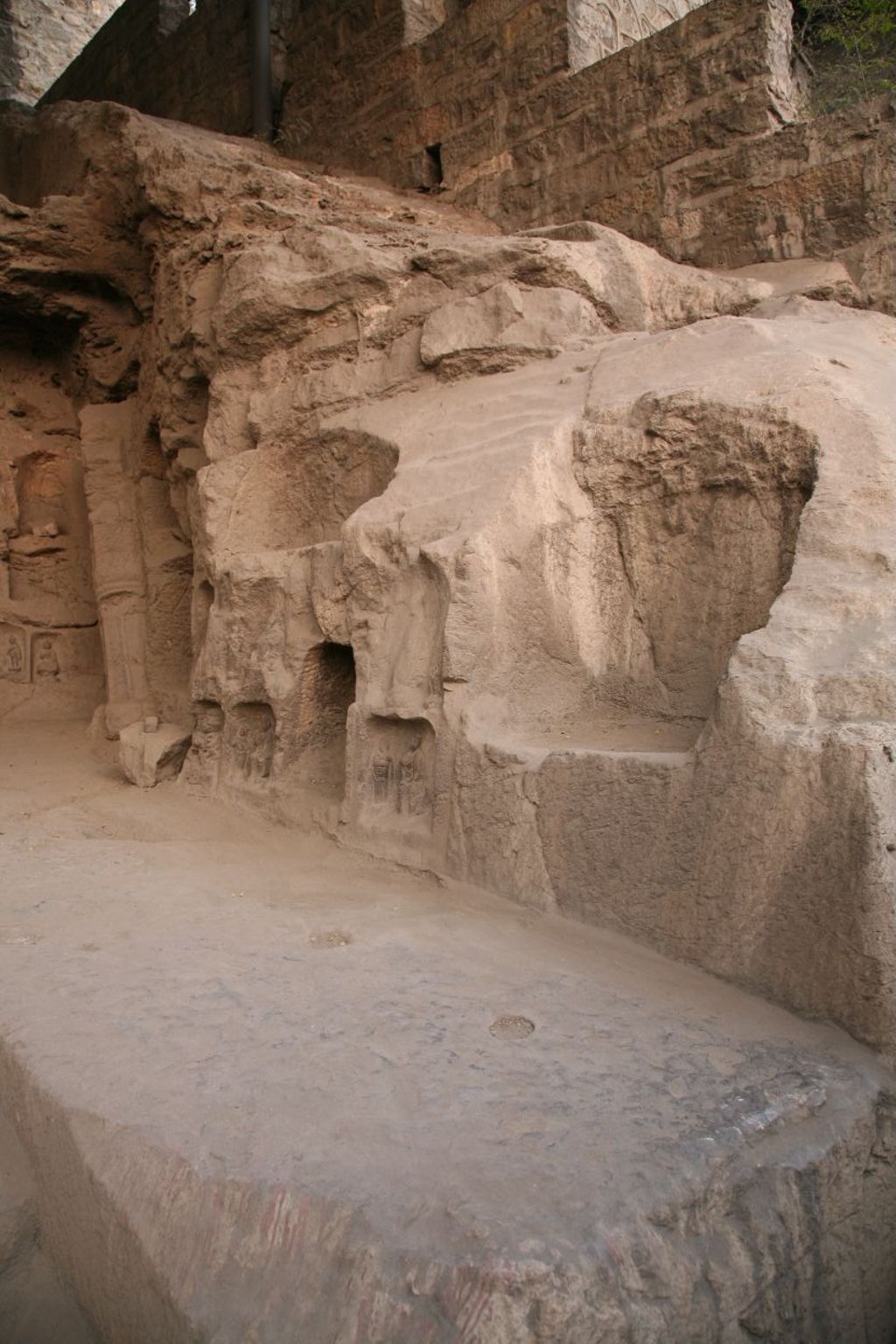 Miniature of Southern Xiangtangshan, Cave 3, exterior