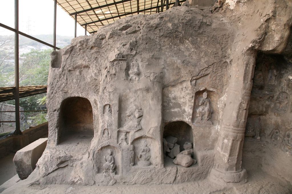 Miniature of Southern Xiangtangshan, Cave 3, exterior