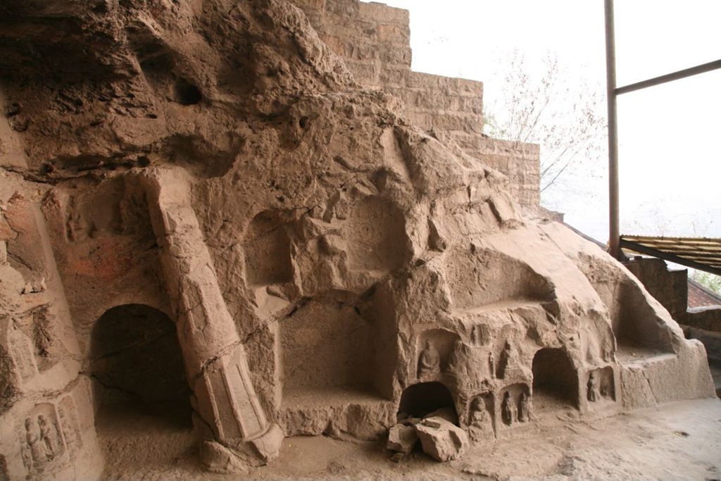 Miniature of Southern Xiangtangshan, Cave 3, exterior