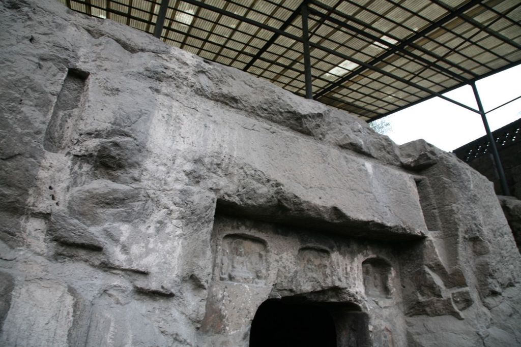 Miniature of Southern Xiangtangshan, Cave 5, exterior