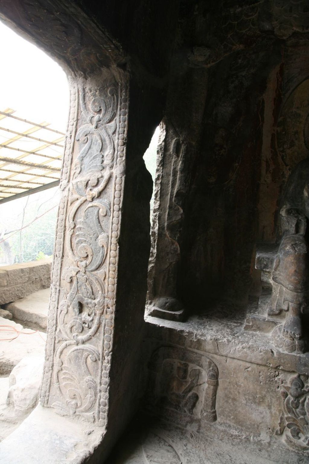 Miniature of Southern Xiangtangshan, Cave 5, interior