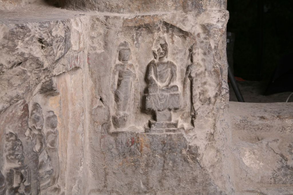 Miniature of Southern Xiangtangshan, Cave 6, altar base figures