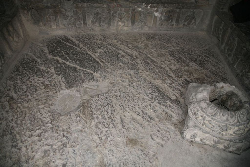 Miniature of Southern Xiangtangshan, Cave 7, floor