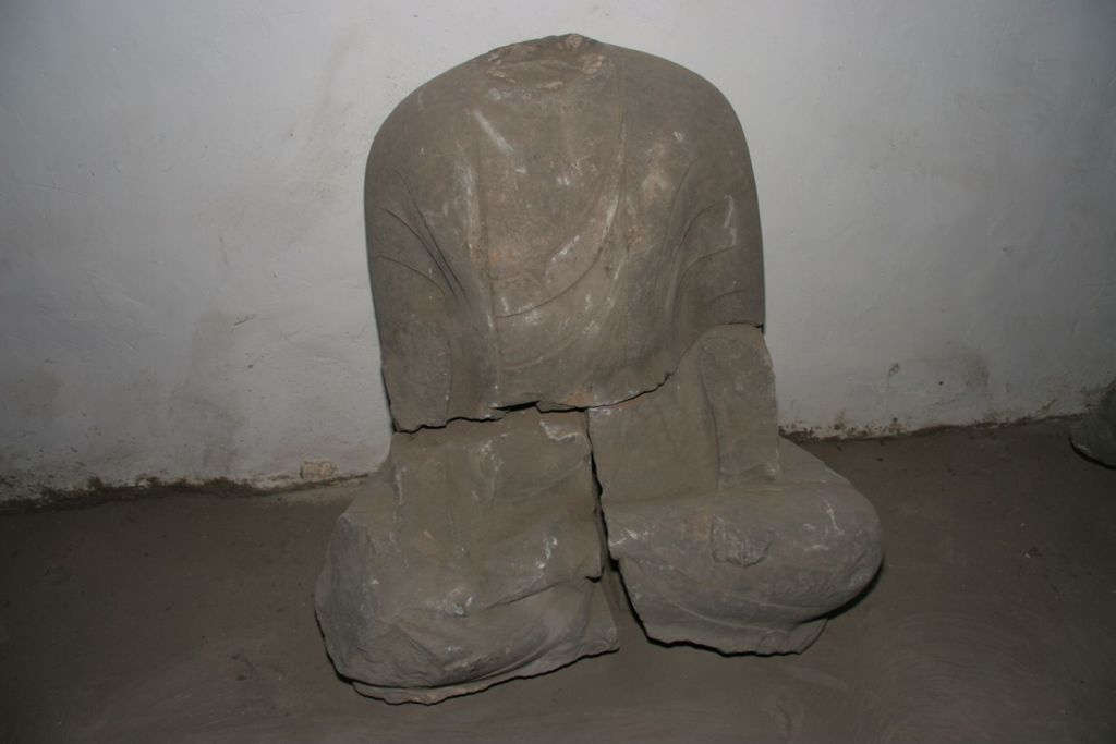 Miniature of Southern Xiangtangshan, seated buddha