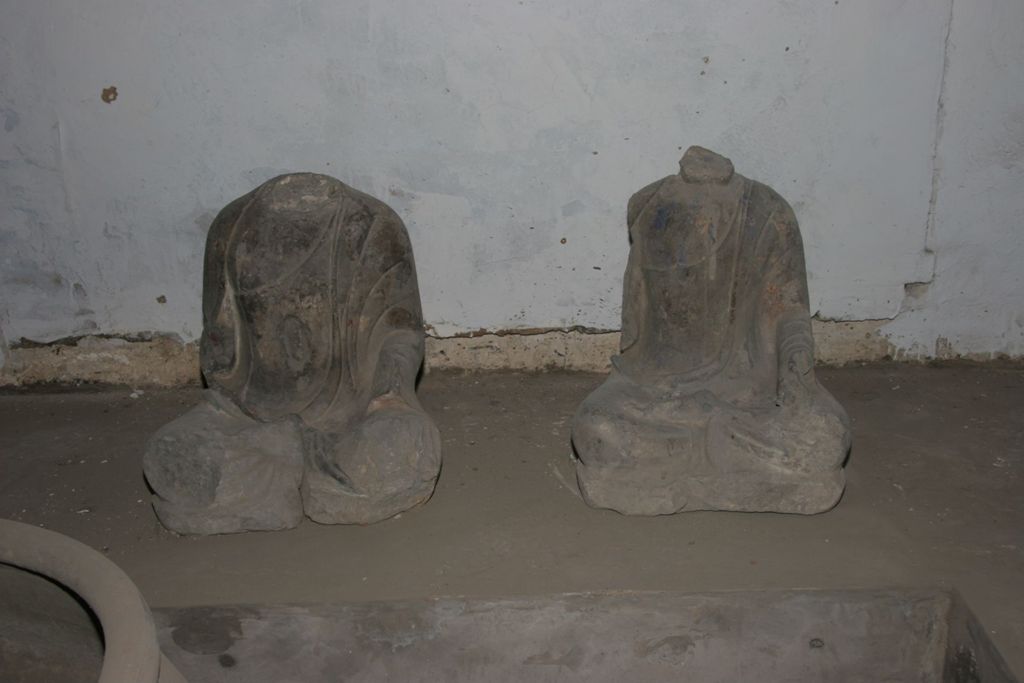 Miniature of Southern Xiangtangshan, sculpture fragments