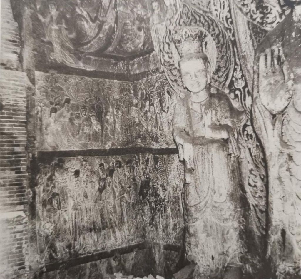 Miniature of Longmen Binyang Central Cave, south east corner