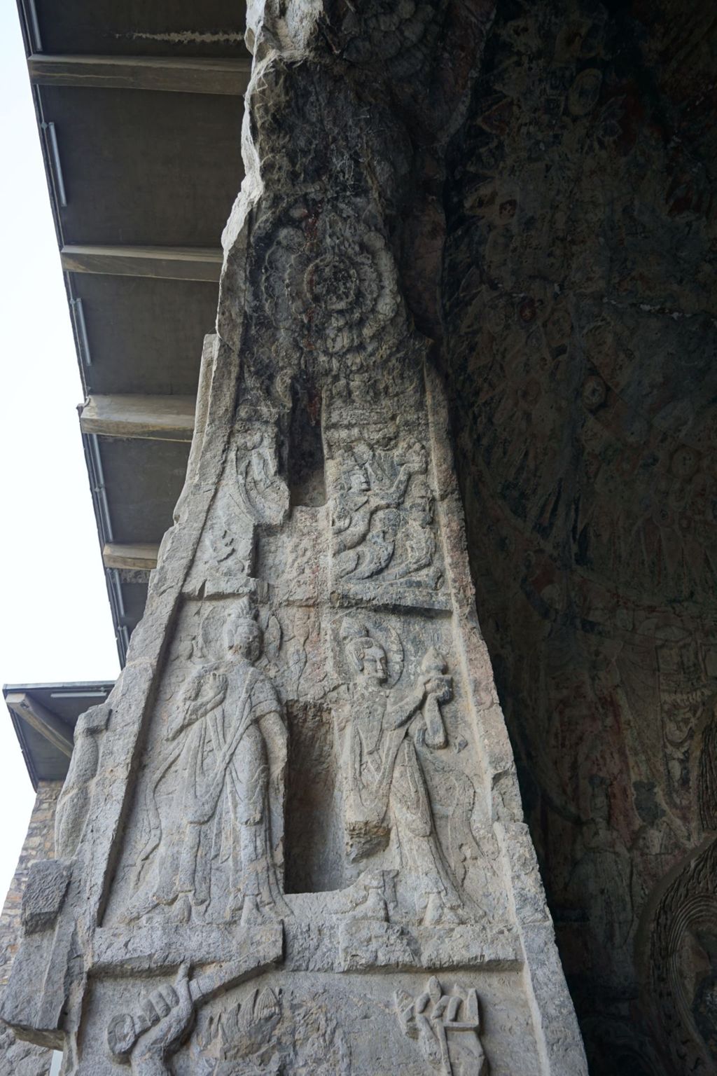 Miniature of Longmen Binyang Central Cave, entrance south side upper portion