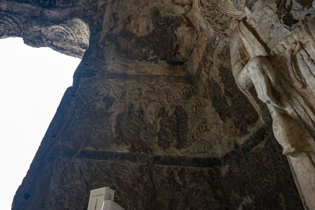 Miniature of Longmen Binyang Central Cave, southeast corner east upper portion