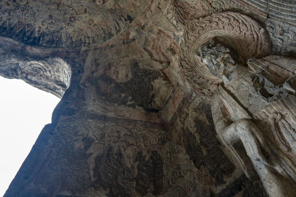 Miniature of Longmen Binyang Central Cave, southeast corner upper portion and bodhisattva