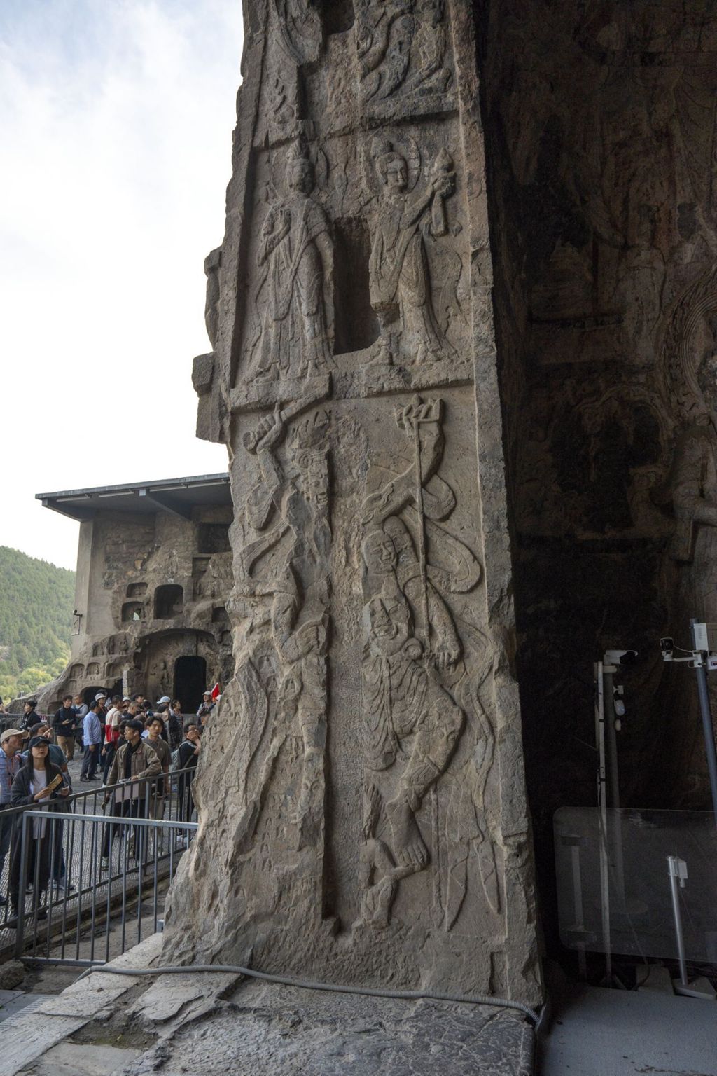 Miniature of Longmen Binyang Central Cave, entrance south side