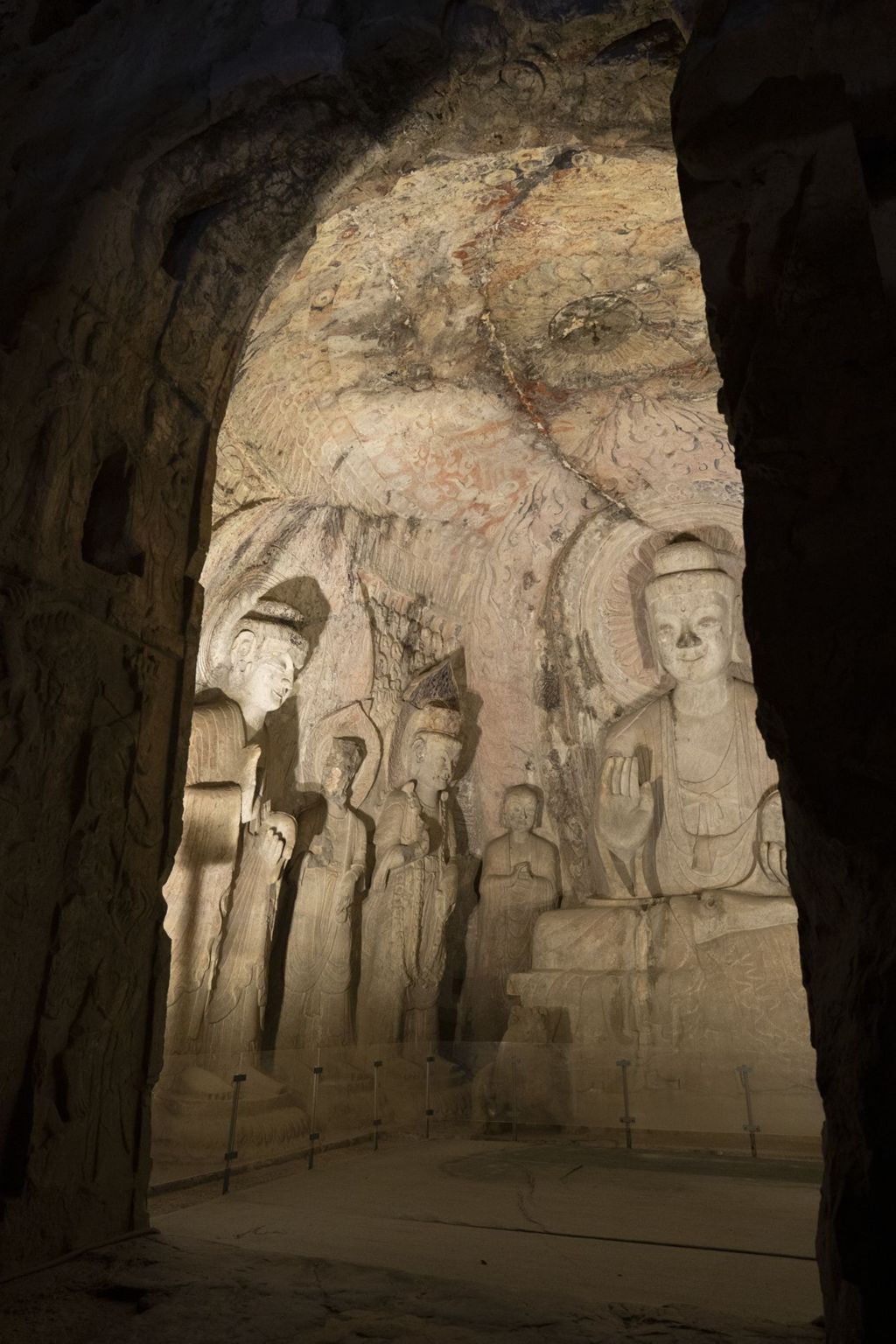 Miniature of Longmen Binyang Central Cave, south wall, night view