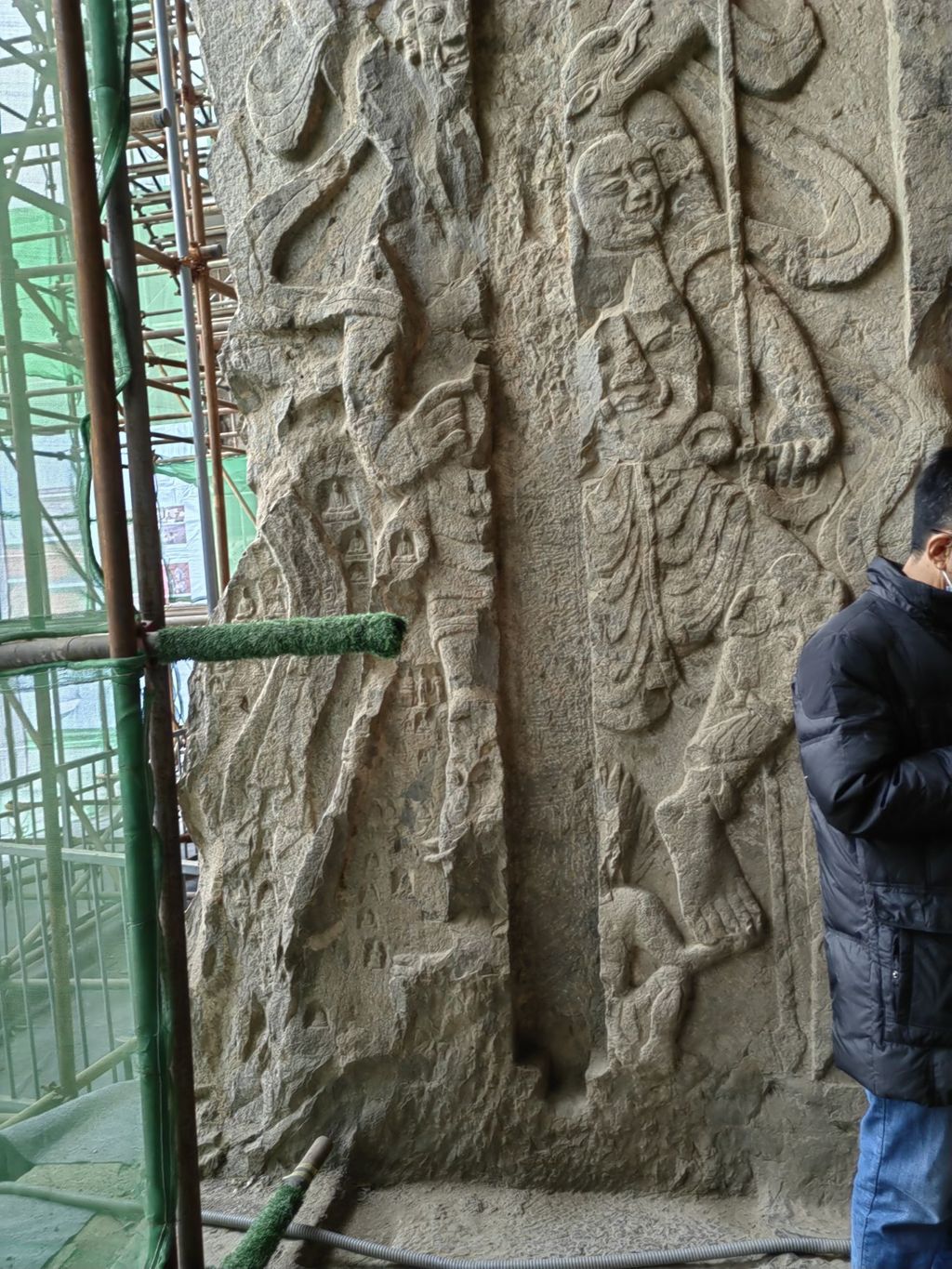 Miniature of Longmen Binyang Central Cave, entrance south side
