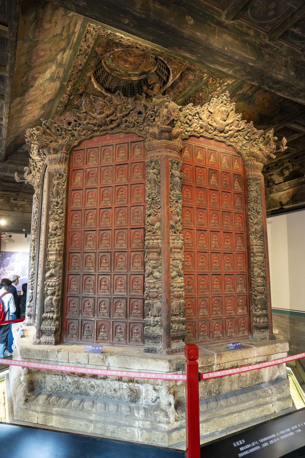 Miniature of Revolving Sutra Cabinet (Zhuanlun Jingzang, or Scripture Cabinet) in Sutra Hall (Zangdian, or Scripture Hall)