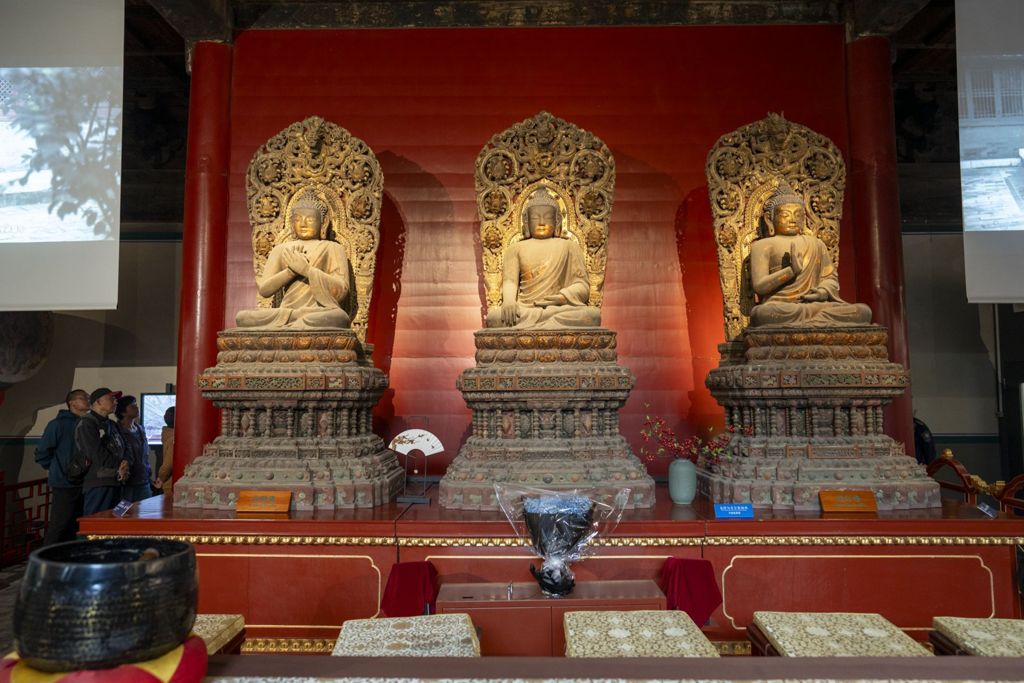 Miniature of Buddha Triad from Zhihua Hall (Zhihuadian, Hall of Transforming Wisdom)