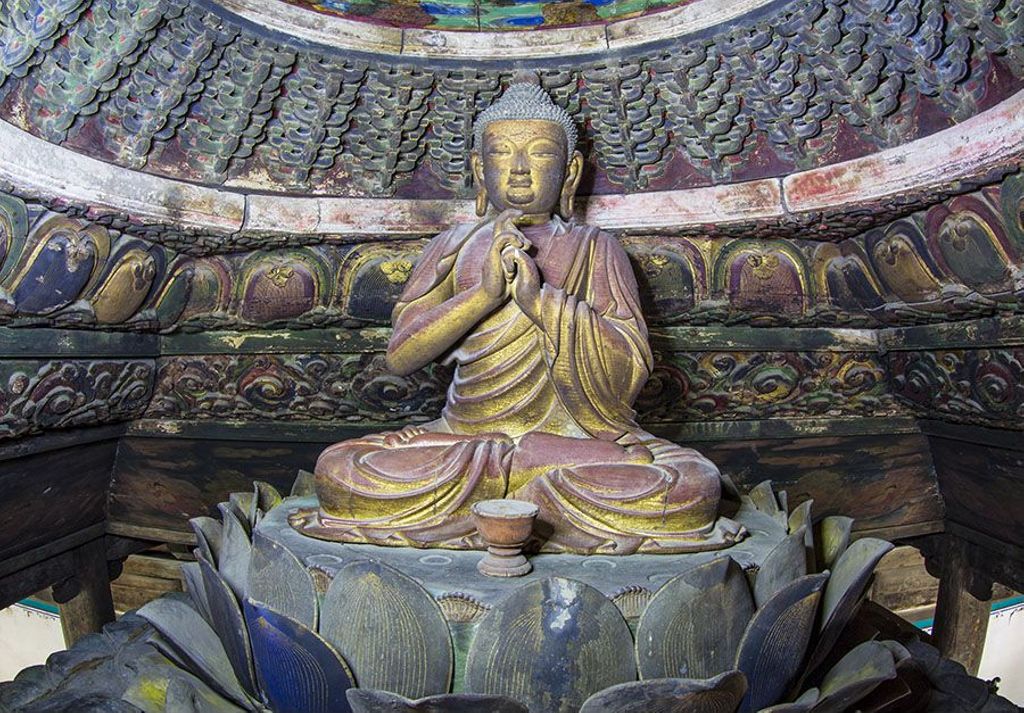 Miniature of Revolving Sutra Cabinet (Zhuanlun Jingzang, or Scripture Cabinet) in Sutra Hall (Zangdian, or Scripture Hall), Vairocana Buddha