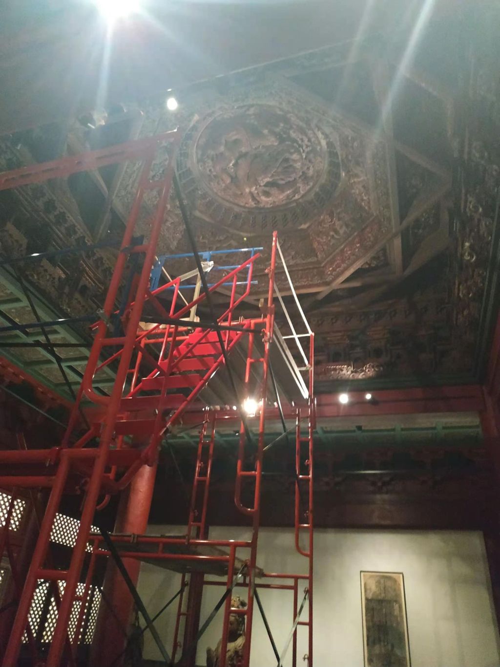 Miniature of Coffered Ceiling from Zhihua Hall (Zhihuadian, Hall of Transforming Wisdom), research team conducting scanning