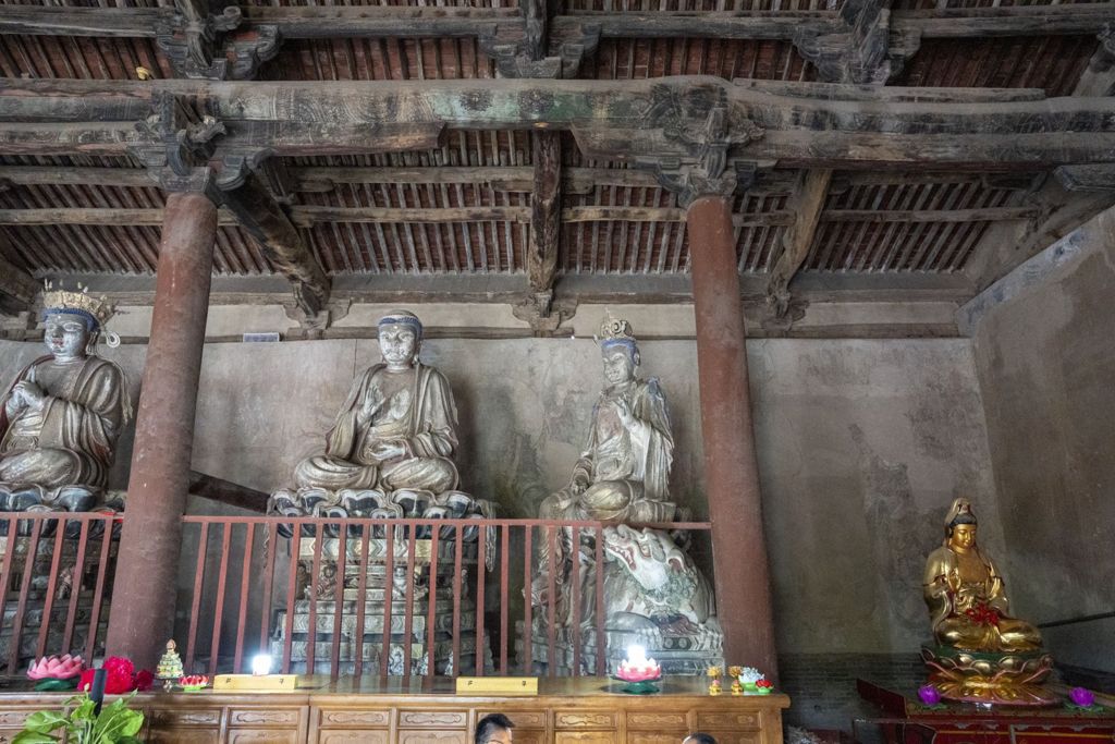 Miniature of Lower Guangsheng Temple, back hall (or Daxiong Bodian), Buddha Triad