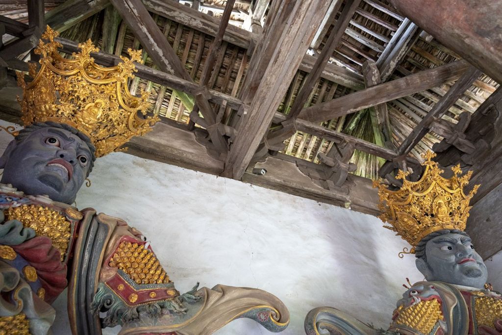 Miniature of Lower Guangsheng Temple, Guardians in Mountain Gate Hall