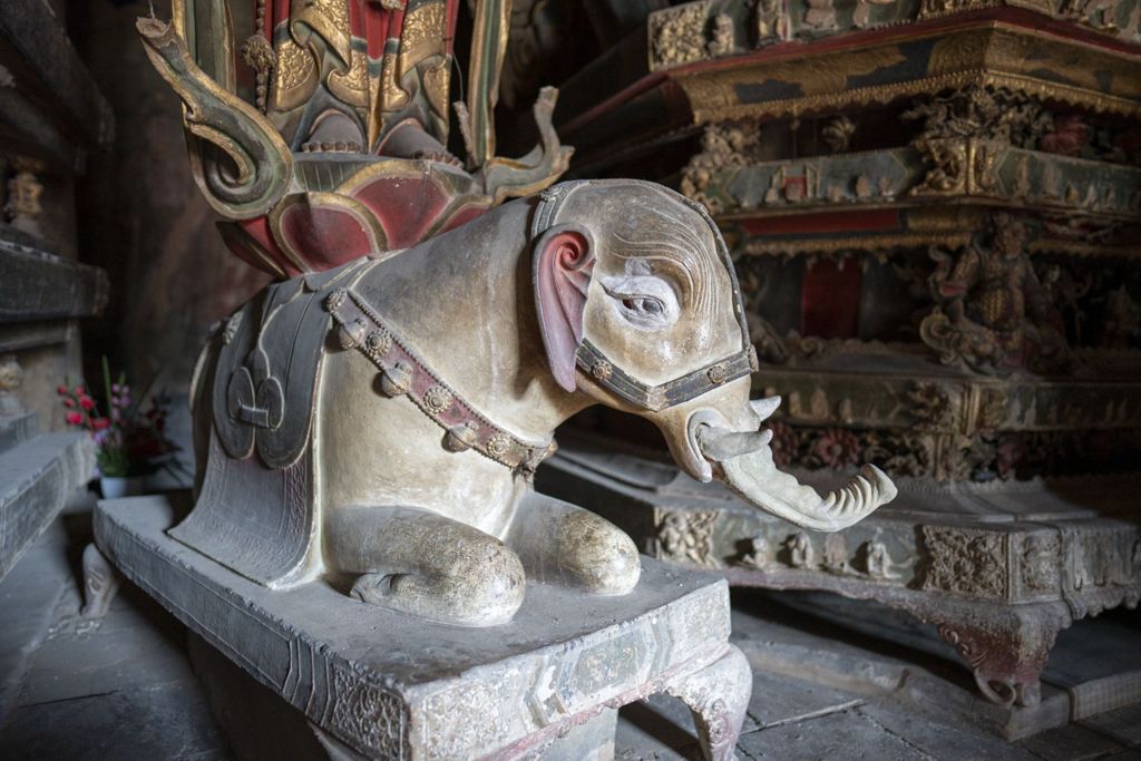 Miniature of Upper Guangsheng Temple, Vairocana Hall (or Pilu Temple or Tianzhongtian Temple), Buddha Triad